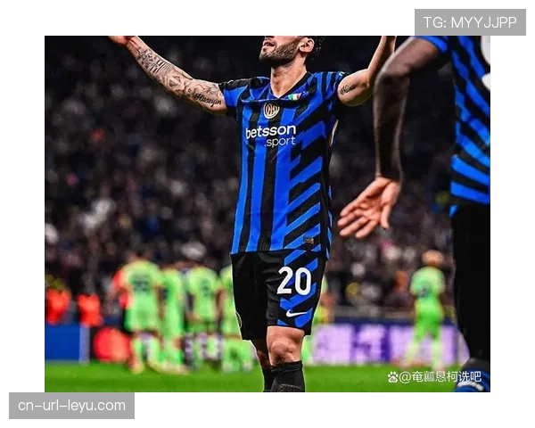 国米训练课：恰尔汗奥卢单独训练，出战下一轮成疑