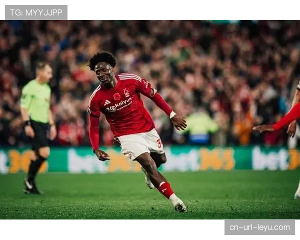 即时战报：半场结束，西汉姆联客场2-0领先诺丁汉森林